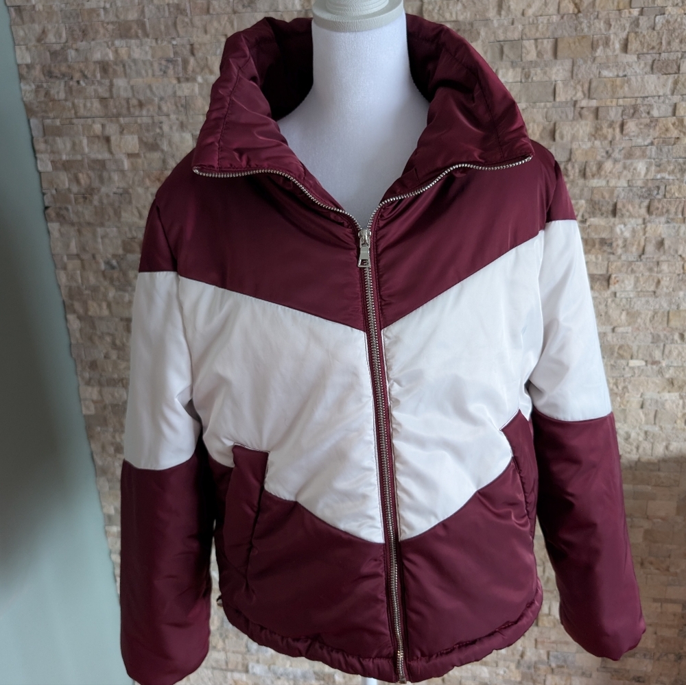 Burgundy White Chevron Colorblock Puffer Jacket Sz M Retro Sport Apres Ski